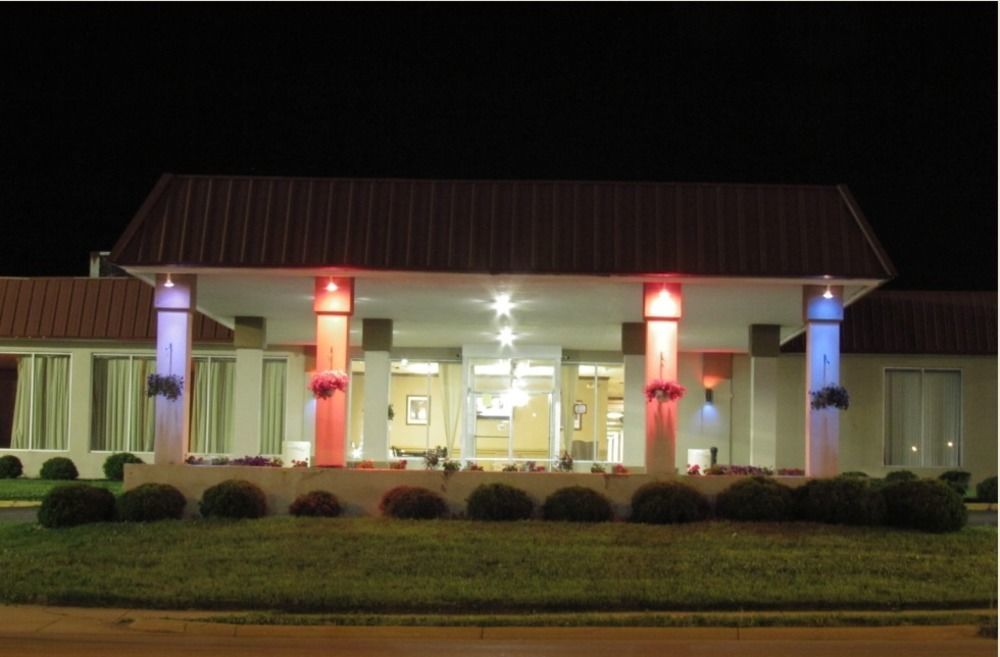 Days Inn & Suites By Wyndham Springfield Oh Extérieur photo